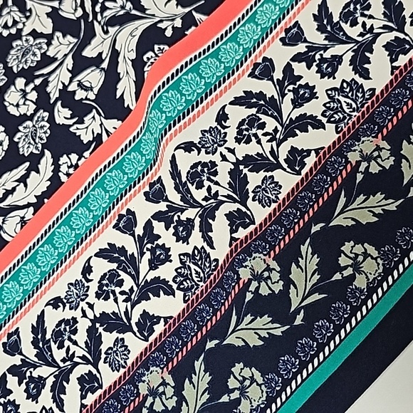 Banana Republic Ladies Floral Dress  Sz 2 Excellent - Picture 10 of 11